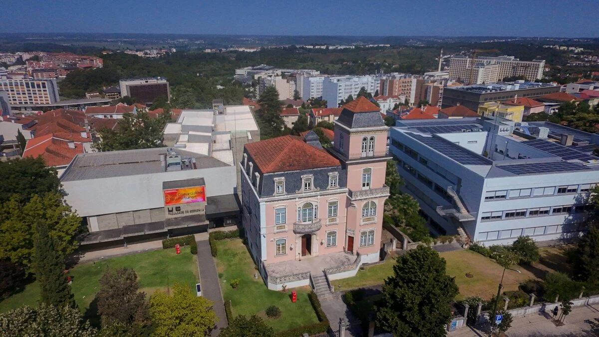 Faculdade De Economia Da Uc