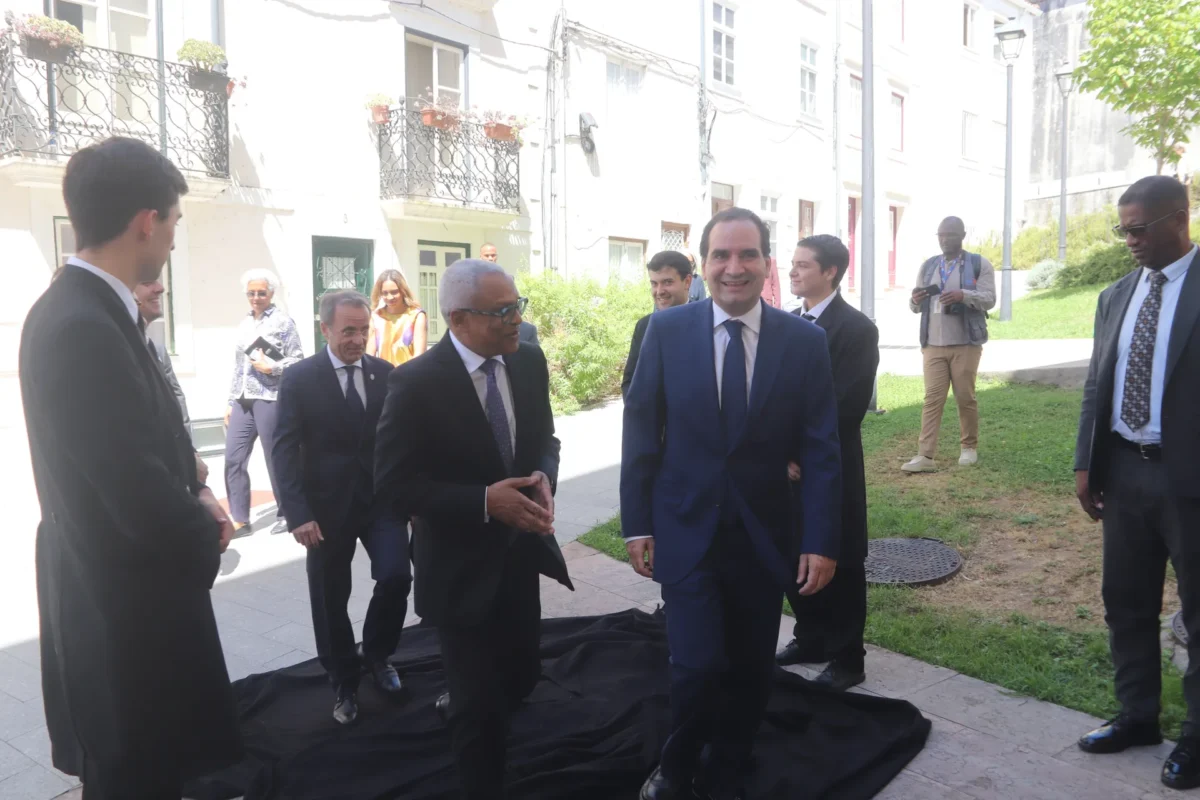 Homenagem Uc Ao Presidente De Cabo Verde