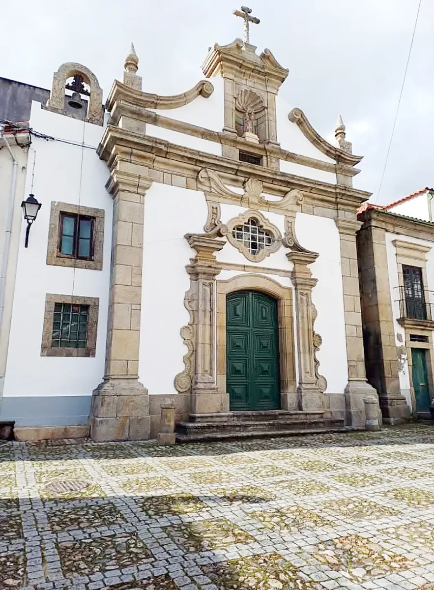 Mise Vila Cova Alva Igreja