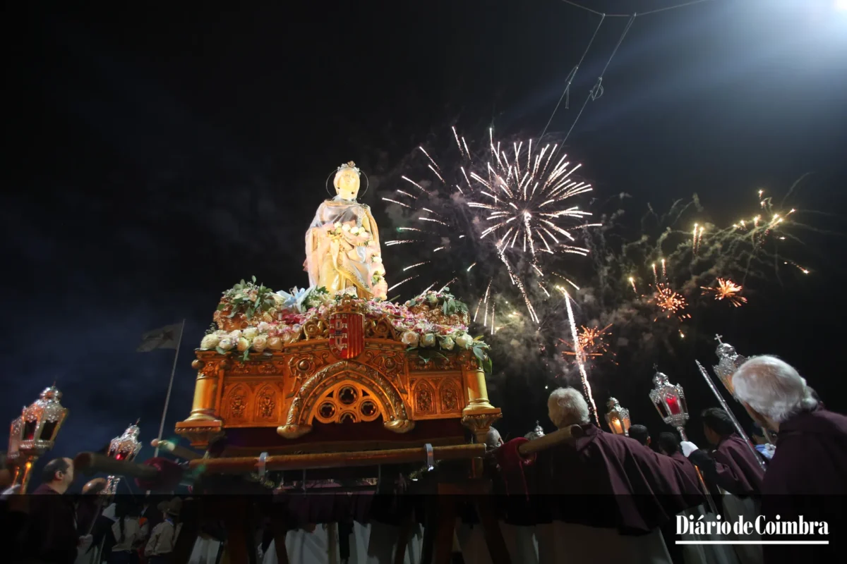 Procissão Rainha Santa 16