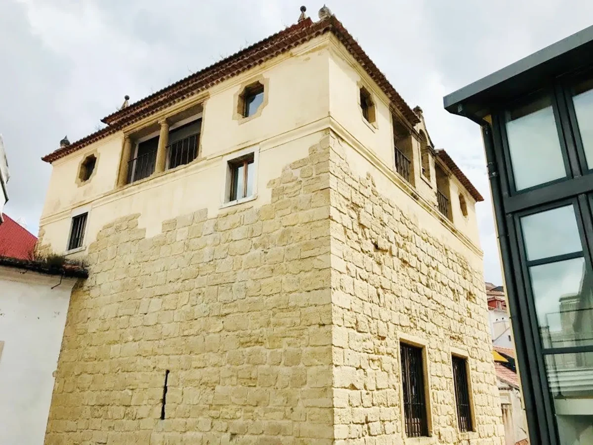 Torre Almedina